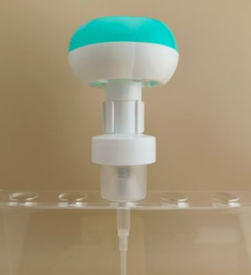 Ωραίο σχεδιασμό Cyan πλαστική ανθοειδής αντλία αφρού για τα μπουκάλια απολυμαντικού χεριών για παιδιά