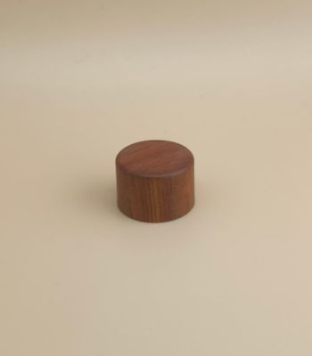 Γυροειδή πλαστικό ξύλο ομαλό καπάκι για μπουκάλια καλλυντικών