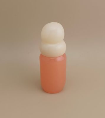 Ροζ γυάλινο μπουκάλι με λευκό καπάκι ρυζιού για κοριτσίστικα αρώματα