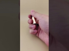 Αντλία λοσιόν μαύρου και χρυσού K702-1 για καλλυντικά μπουκάλια