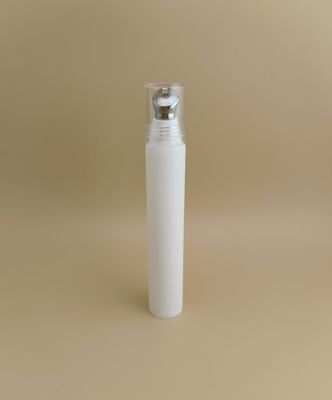 Νεαρό σχεδιασμό Λευκός πλαστικός ευέλικτος σωλήνας για τη φροντίδα του δέρματος