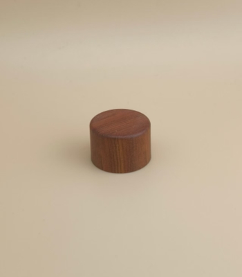 Γυροειδή πλαστικό ξύλο ομαλό καπάκι για μπουκάλια καλλυντικών